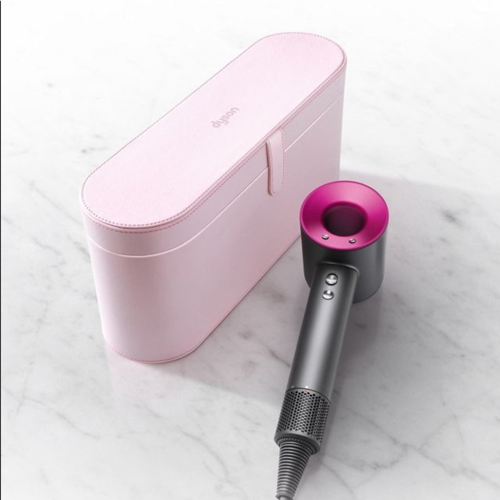 NWT Dyson Supersonic Hairdryer+Case+Accessories